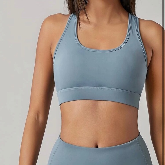 SHEIN Workout set - Picture 3 of 5